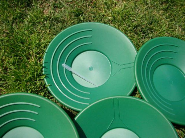 Lot of 10 Large 14" Green Gold Pans Panning + Snuffer-Never to many Pans! Sluice
