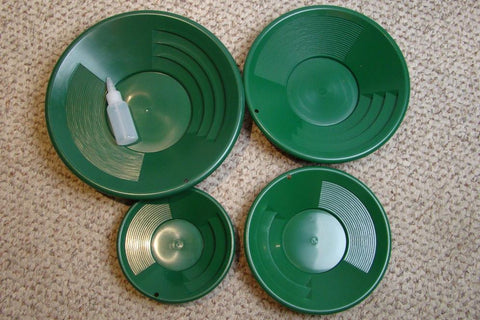 Lot of  4 Green Gold Pans 8"-10"-12"-14" Bottle Snuffer-Panning-Mining