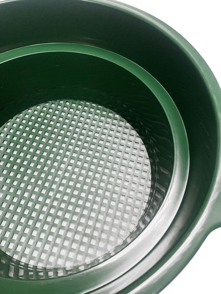 13-1/4"/1/4" Mesh/6" Deep Green Plastic Screen Stackable Sifting Pan With Handle